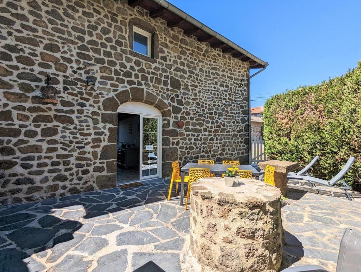 Maison Du Soleil Chez Isa Polignac  Exterior foto
